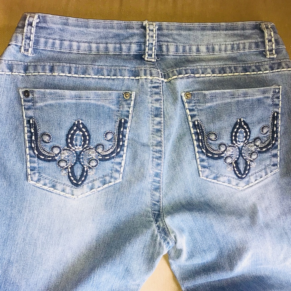 Unique Maduzi Jeans